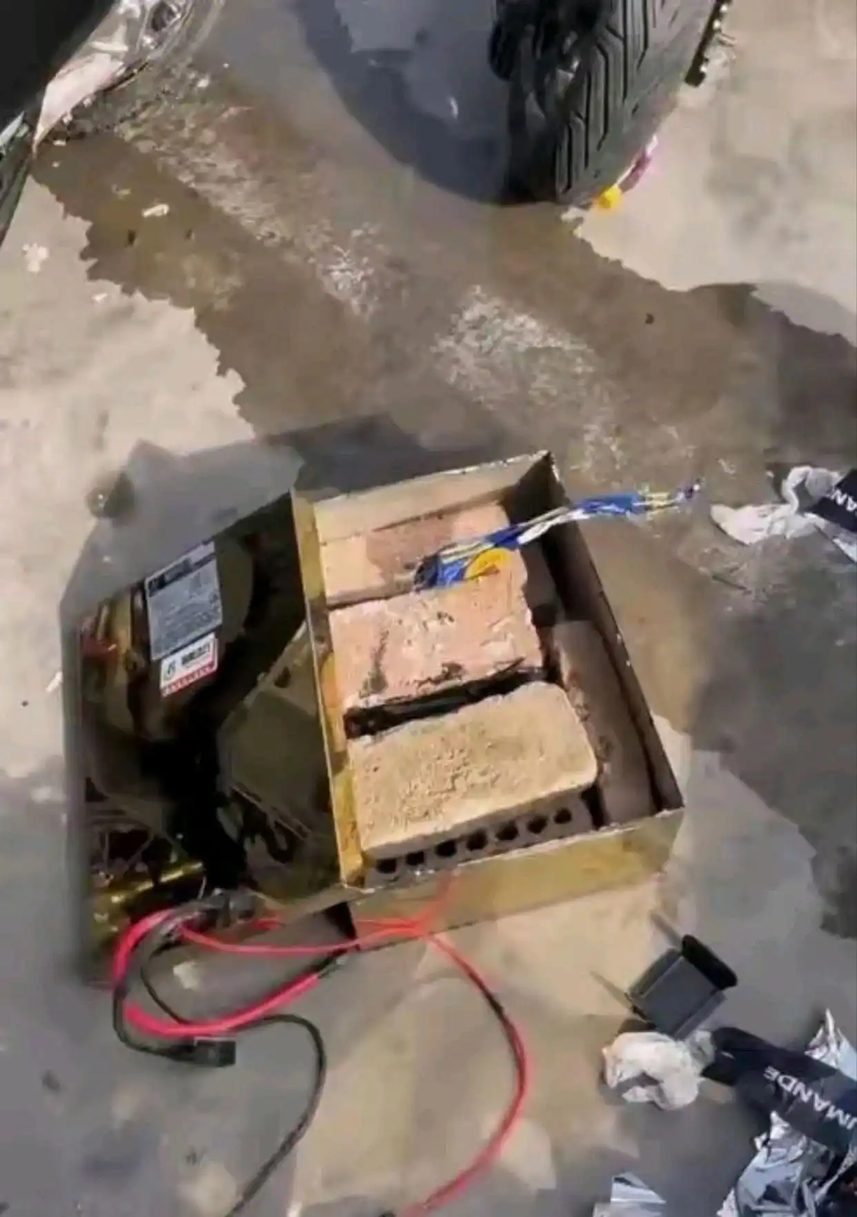 电瓶修车_电池车维修_修电动车电池