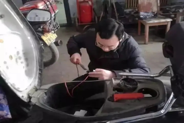 电动车修理问答集：你关心的问题，这里都有答案